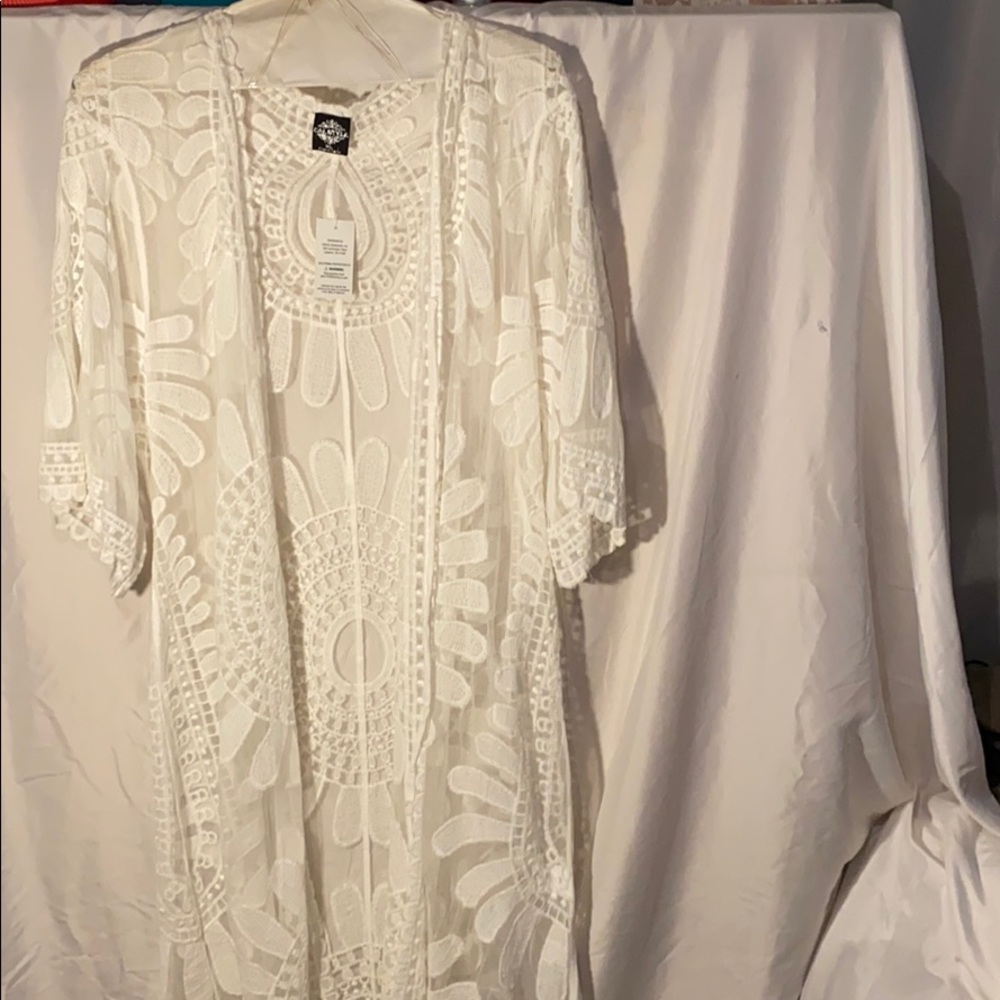 Kimono - Picture 2 of 5
